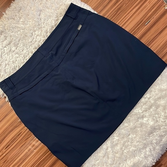 EDDIE Bauer NWOT Navy Skort Size 12 - Picture 7 of 9